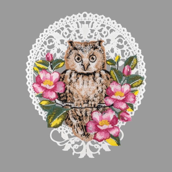 Stick-Design XL, Eule mit Wildrose, 22cm x 19,3cm, farbig, mit Aufhänge-Öse