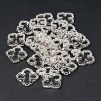 Perlenrahmen, Design 4, 1,8cm x 1,8cm, silberfarben, 33 Stück