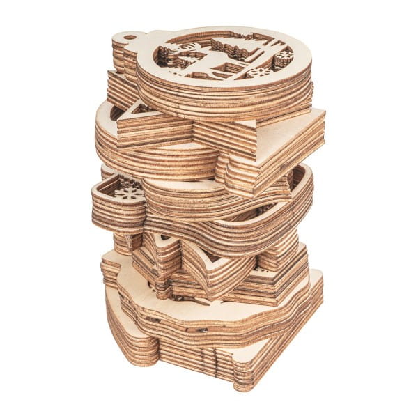 Holz-Deko, Winterszenen, 9 versch. Designs, je 7 Stück, flach, 1,7mm stark, natur, 63 Teile